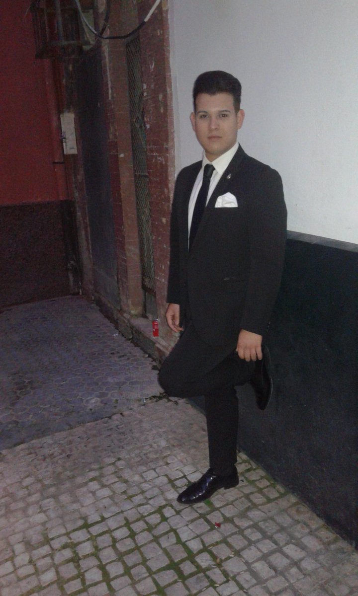 antonioalbanof's tweet photo. vuelvo a Twitter después de mucho tiempo https://t.co/yZxjKgRlRu