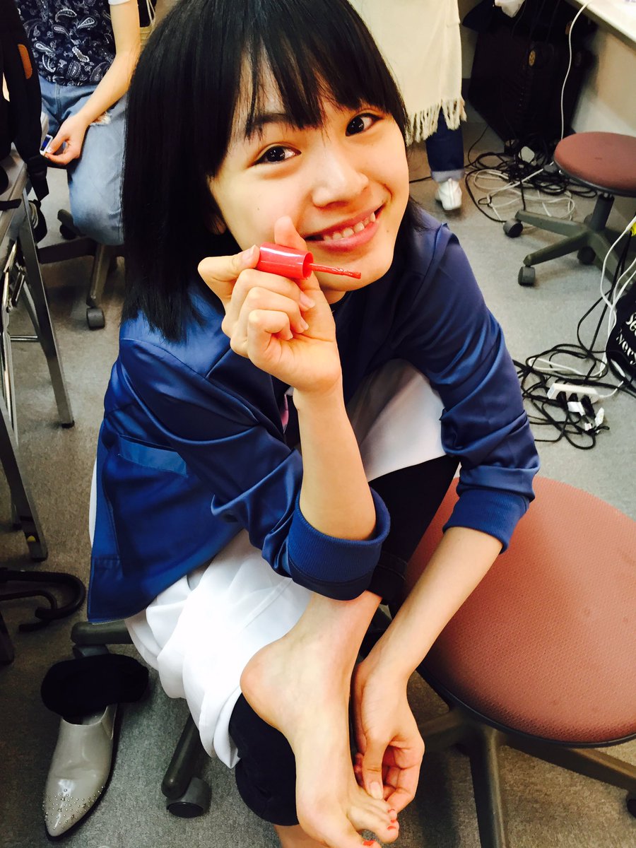 Nicola ニコラ Twitterissa 今日でニコラのメイクもラスト リホ りんりんも準備開始だよ Niclola ニコラ東京開放日 中村里帆 大谷凜香 T Co Ww8wagdbjl
