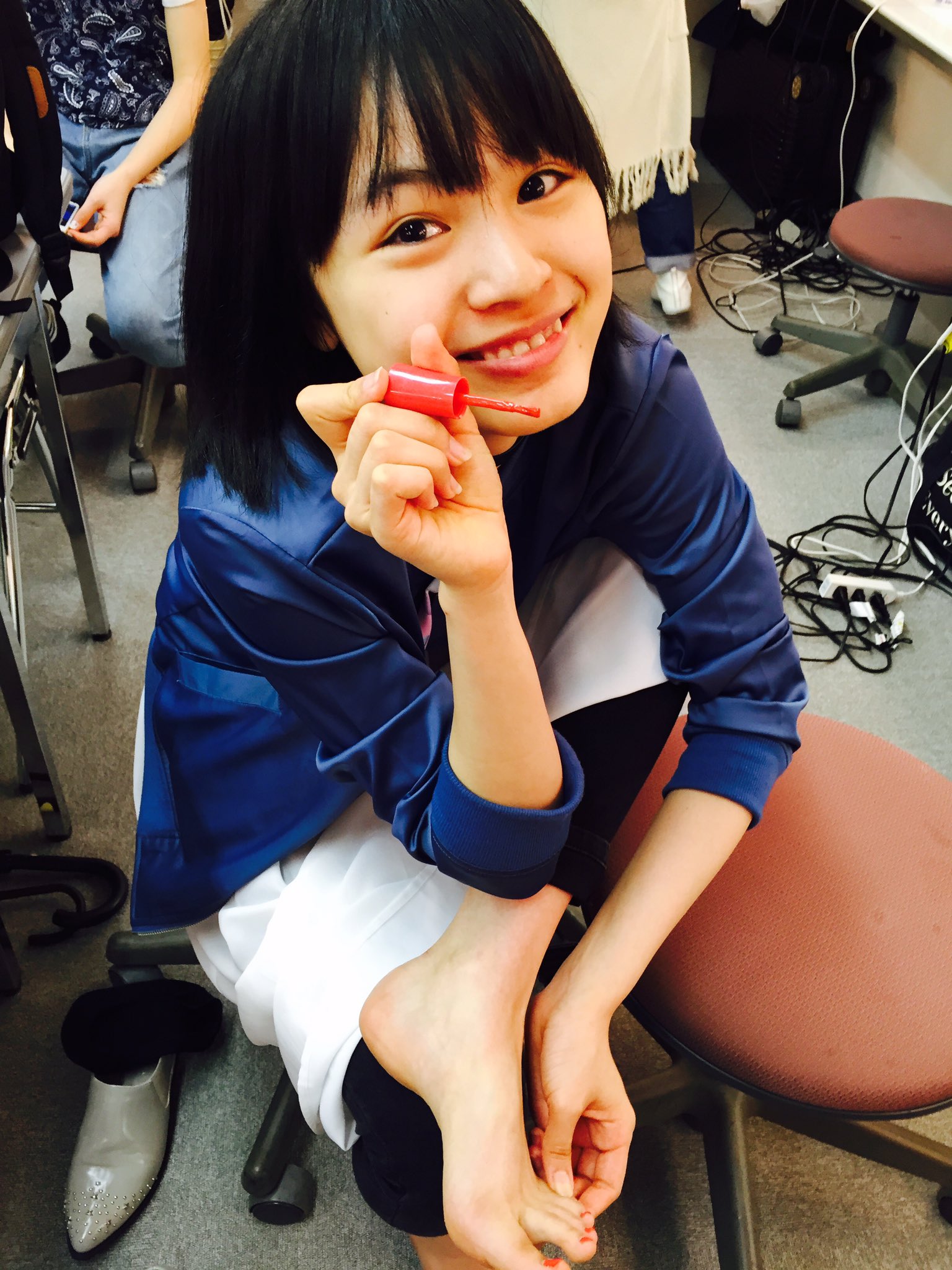 Nicola ニコラ Twitterissa 今日でニコラのメイクもラスト リホ りんりんも準備開始だよ Niclola ニコラ東京開放日 中村里帆 大谷凜香 T Co Ww8wagdbjl