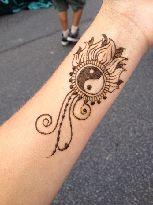 Trumpets_Sound's tweet image. Henna Tattoos!!! rockingredhead15.wordpress.com/2016/03/28/hen…