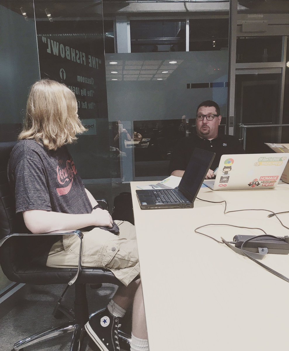 brightlysw's tweet photo. @nosrednAhsoJ volunteering with @woe9_ teaching code! #gooddude https://t.co/ojK1gjTq5o