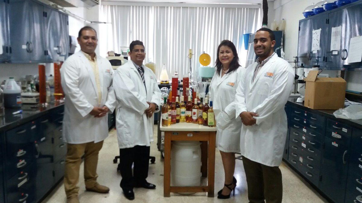 OnapiRD's tweet photo. Continuamos las visitas de seguimiento a CATI periféricos. #IIBI #tecnología #CATI #vinosnacionales #laboratorios https://t.co/dKiV9SHl0e