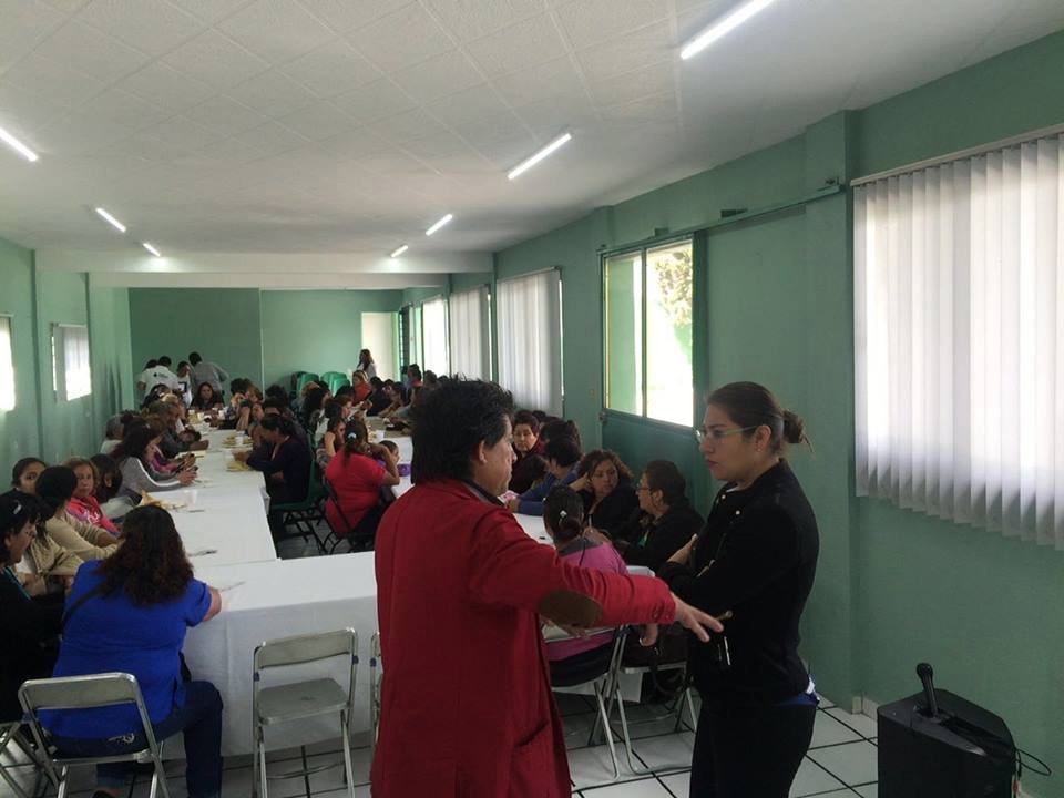 NallelyGtzR's tweet photo. Reunión con la estructura del #Distrito10. ¡Sigamos trabajando por #Ecatepec! #JuntosHacemosMás #LegislandoContigo https://t.co/t9UdS3b6DQ
