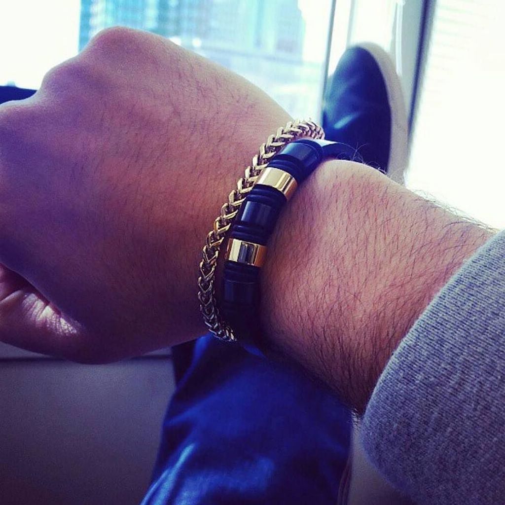 Atrevete a ser diferente. #arzsteel #JoyeriaGroba