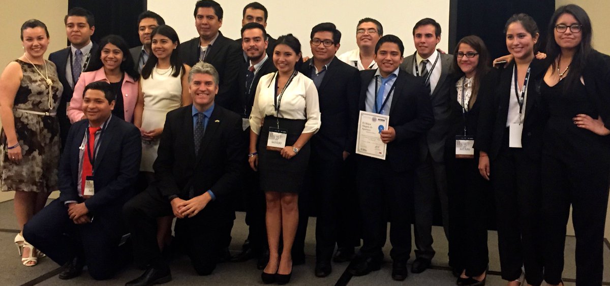 JustinoBrooks's tweet photo. ¡Después de dos días los ganadores de #Merida! ¡Felicidades! After 2 days of competition the winners! #ACCESO #CWSL https://t.co/sYyz63TrOM