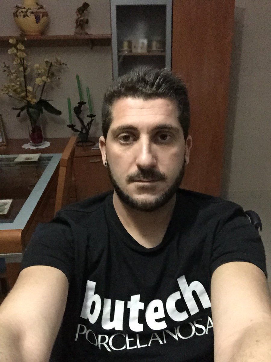 RaulPla's tweet photo. ya llevo un mes 🏥💉💊 con ganas de recuperarme https://t.co/DOQO0njfng