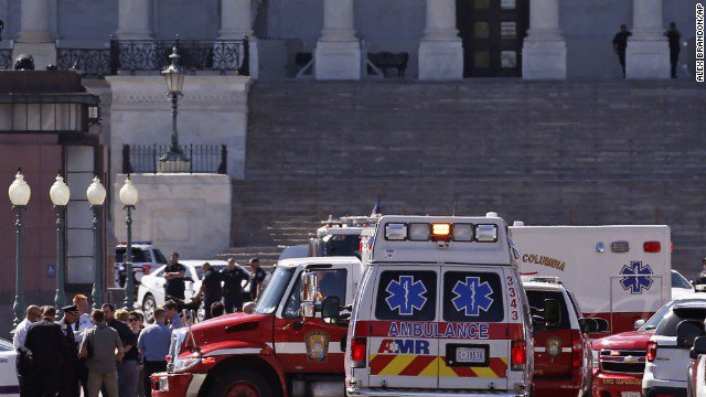 cnnbrk's tweet photo. Male suspect shot by U.S. Capitol Police, female bystander injured, officials say. Watch https://t.co/HAhU3MmiMf https://t.co/iwOWNRmIiE