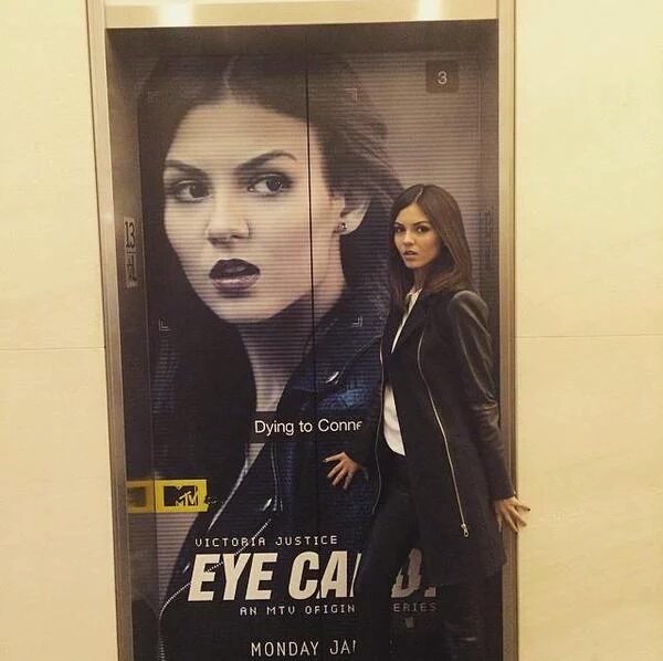 OfcJustice's tweet photo. Omg! Que beautifulll i love you shopping thenks https://t.co/RdXRSB0oAC