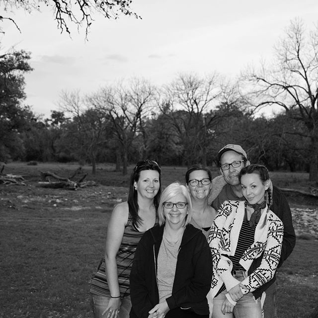 SammyDrokelts's tweet photo. There's nothing better than family. ❤️ Easter16 https://t.co/d085xQp8SW