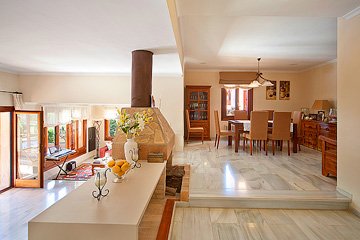 SWMallorca's tweet photo. We are offering 50% off bookings in April and June this year, Check it out It's Stunning!  
https://t.co/HQJViu5cUE https://t.co/F0XYC5jRWy