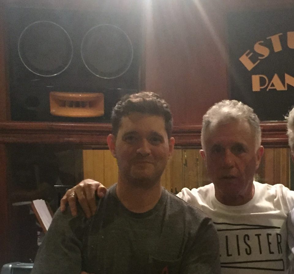 diarioshow's tweet photo. Exclusivo 👉 La intimidad de la grabación de @michaelbuble en #Argentina https://t.co/CJ6bm75zih #EstudioPanda 🎶🎶🎶 https://t.co/lyHsZmYpLe
