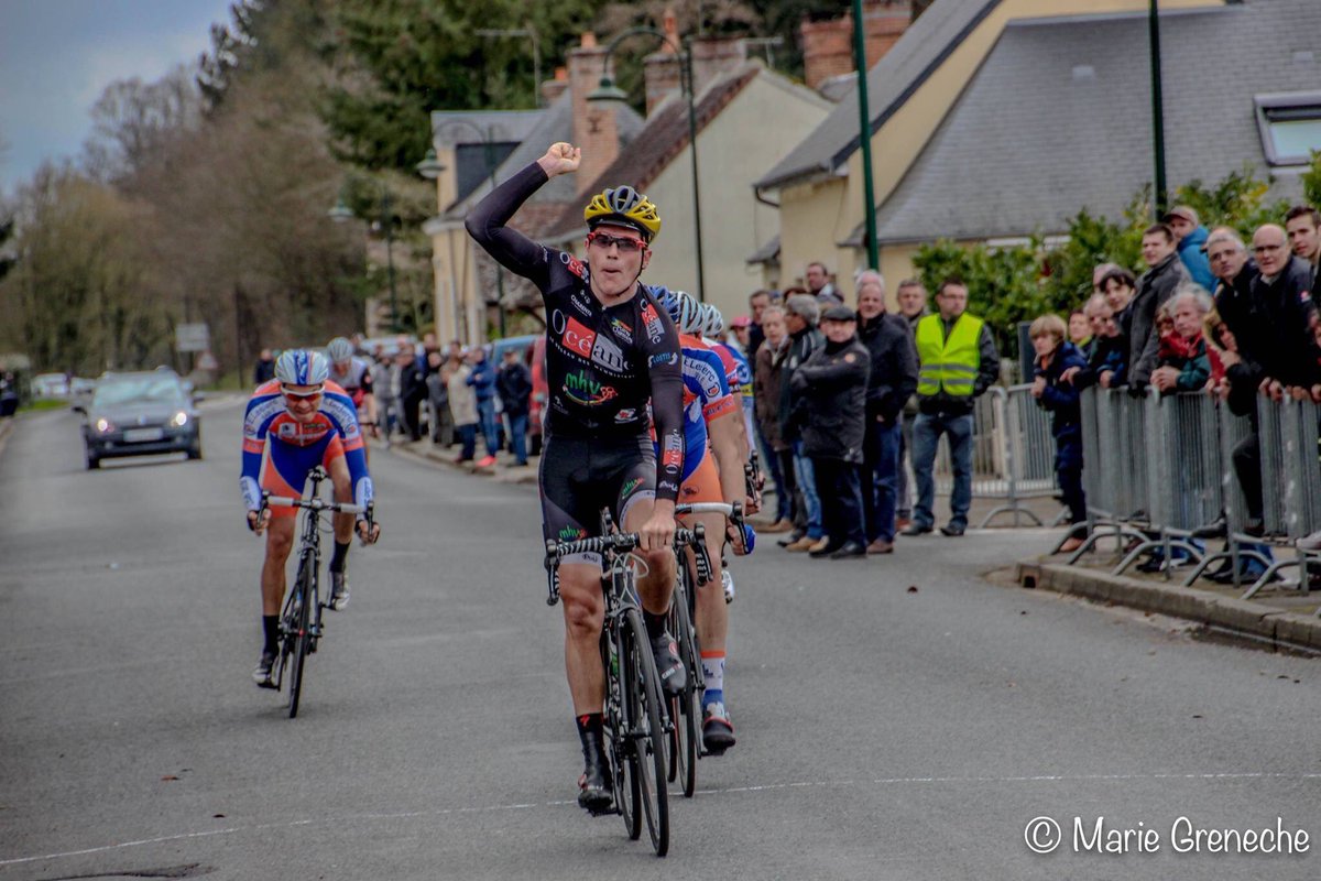 BaptConstantin's tweet photo. Victoire aujourd'hui au luart après un week-end sur les course bretonnes ! Deuxième le frèro @GoumonA inséparables https://t.co/d3G3oUe3GC