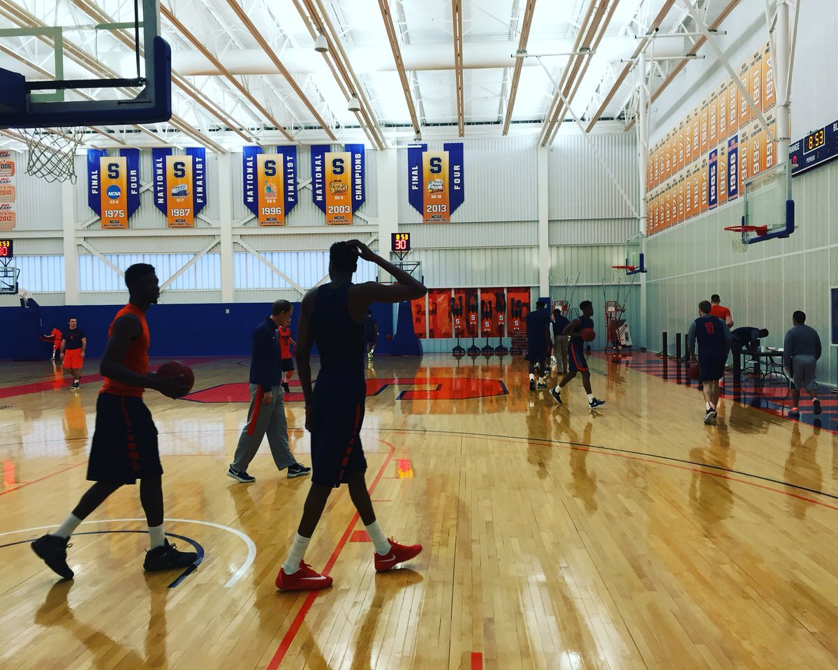 Cuse_MBB's tweet photo. Back in the lab
#CuseMode 🍊🏀
#FinalFour https://t.co/M8Cq7Da22u