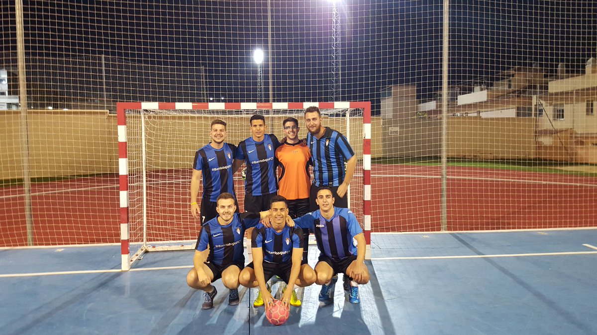 BarrioBajoFS's tweet photo. Jornada 17 | Campus Aljarafe 2-6 @BarrioBajoFS. "Campeones de liga". #BBFSlive #riskeverything https://t.co/Uez6cFt3LO