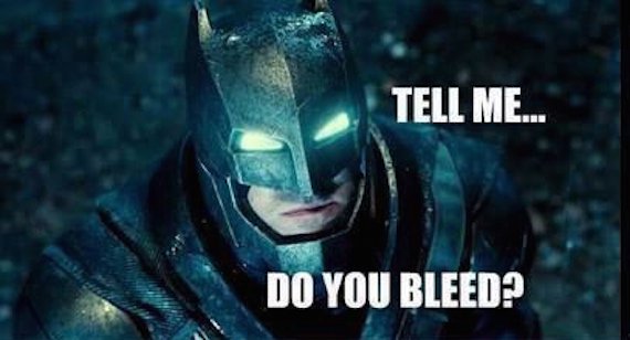 izzui's tweet photo. Você é #TeamBatman? Então é hora de testar seus conhecimentos sobre o cavaleiro das trevas: https://t.co/pJaooaUl3E https://t.co/lQ7BC4Ga03
