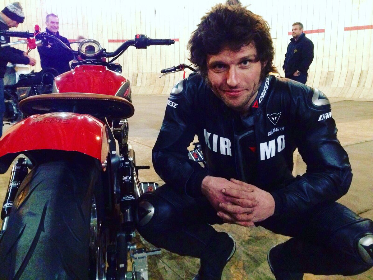 Bullit shock absorbers on Guys wall of death live this evening! #WallOfDeath #GuyMartin #ktech