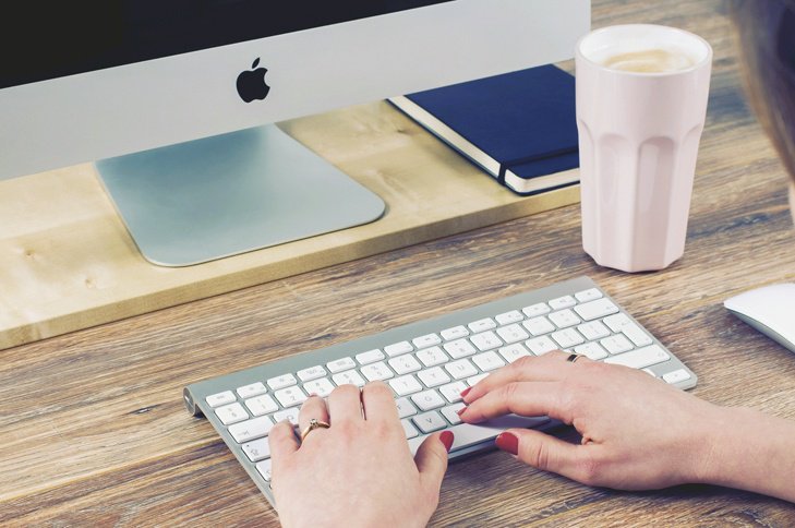 Are your couples stumped on writing you a review? Show them this: hubs.ly/H02tZRK0 #MoreReviewsMonday