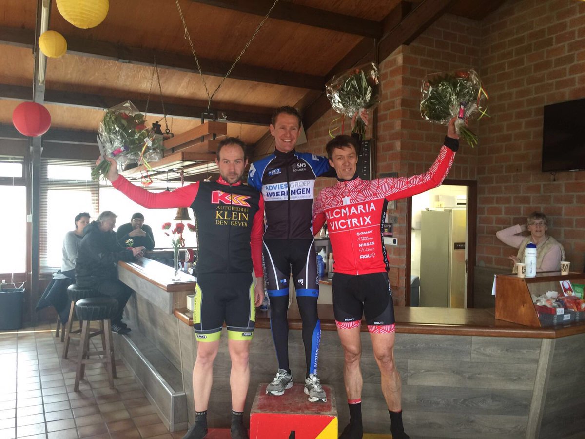 agwbhk's tweet photo. Vandaag @Melvin_Bos 1ste in Guldemonderonde bij @HRTCDOK. Voor verslag lees verder: https://t.co/ky0I6MhVie https://t.co/AAwB3l5QvC