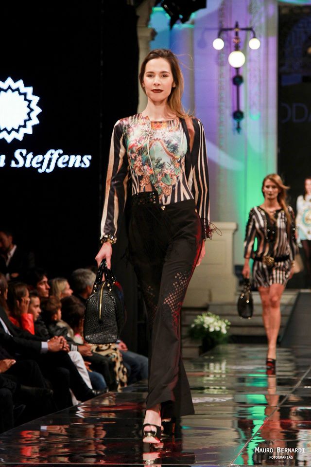dannu66's tweet photo. @elinafernandezf #Beauty #Model #TigreModaShow #MauroBernardi https://t.co/7c9P9lmaj6