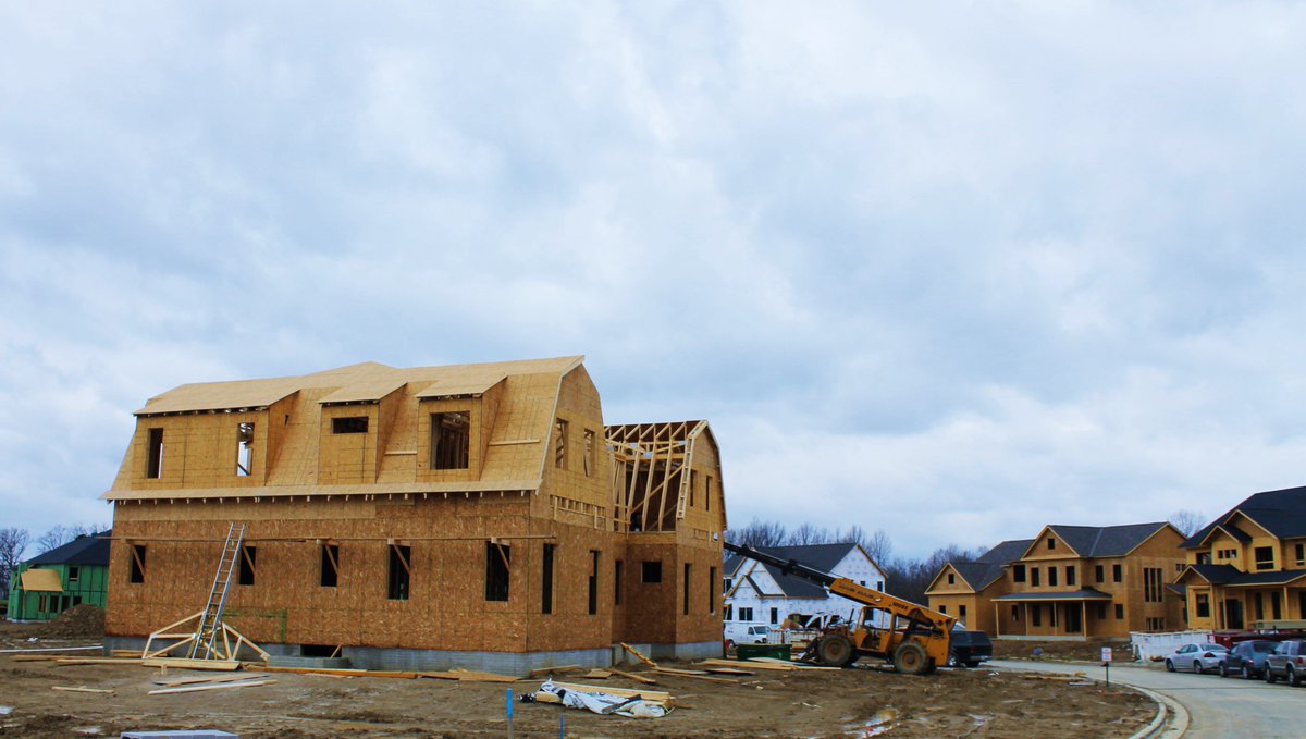 BIAparade's tweet photo. With 16 stunning luxury homes in progress, this year's Parade will be the largest in more than a decade! #BeInspired https://t.co/LZv6o9dg4n