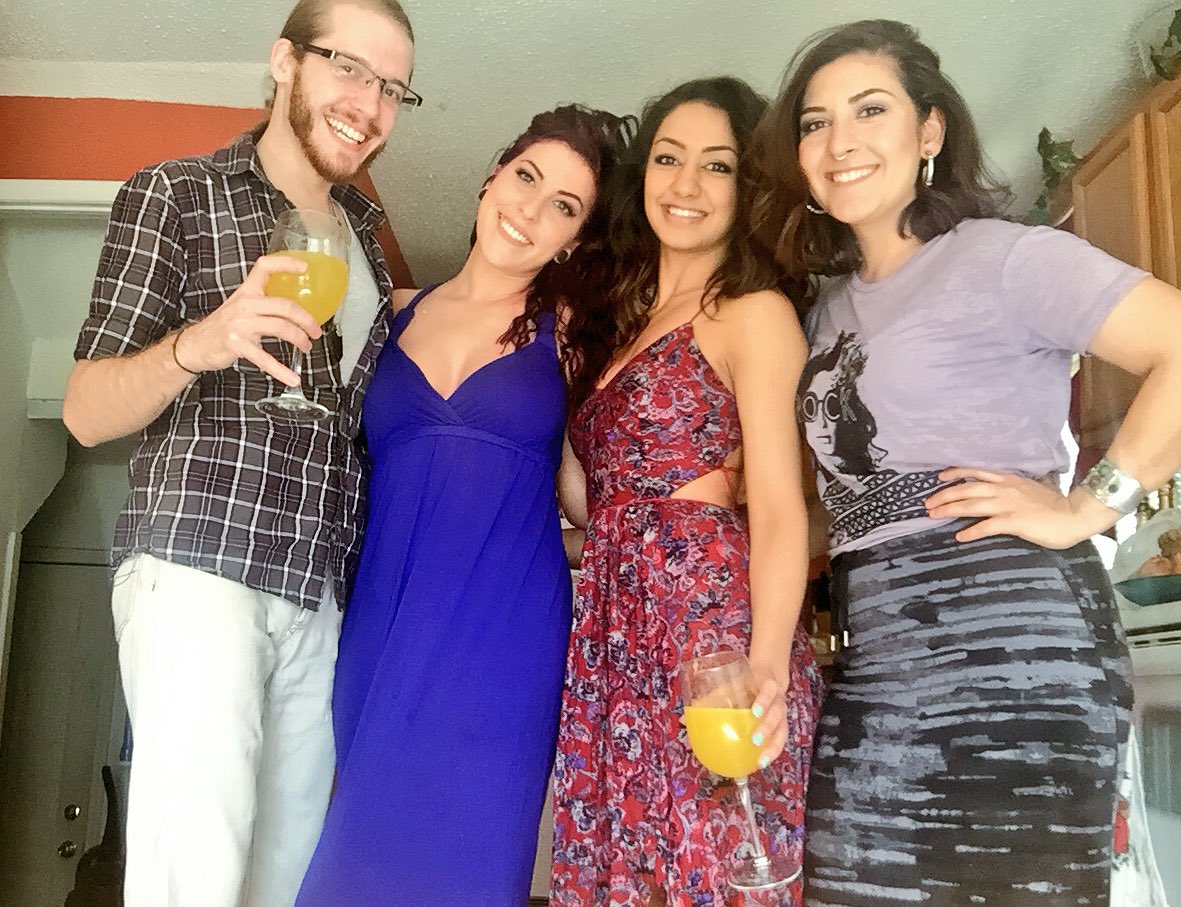 _sam_wich_'s tweet photo. The beginning of the day. #EasterWithFriends https://t.co/zBgxG7PzcN