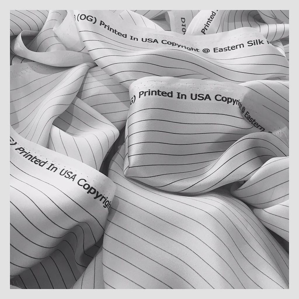 memvers_'s tweet image. #silk #madeinusa #intro16 #wardrobe #collection #tailored #customprint #dtla  #losangeles … Tailor4less.com