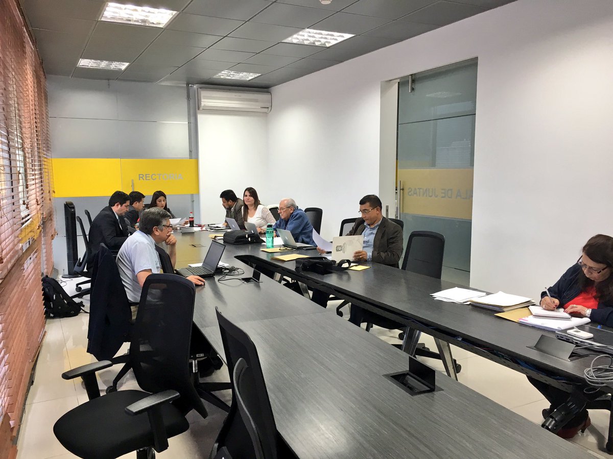 kesterling's tweet photo. Inicia consejo superior de la @udistrital, temas: #modoreforma, reglamento de elección de rector. https://t.co/hkTVH6lECX