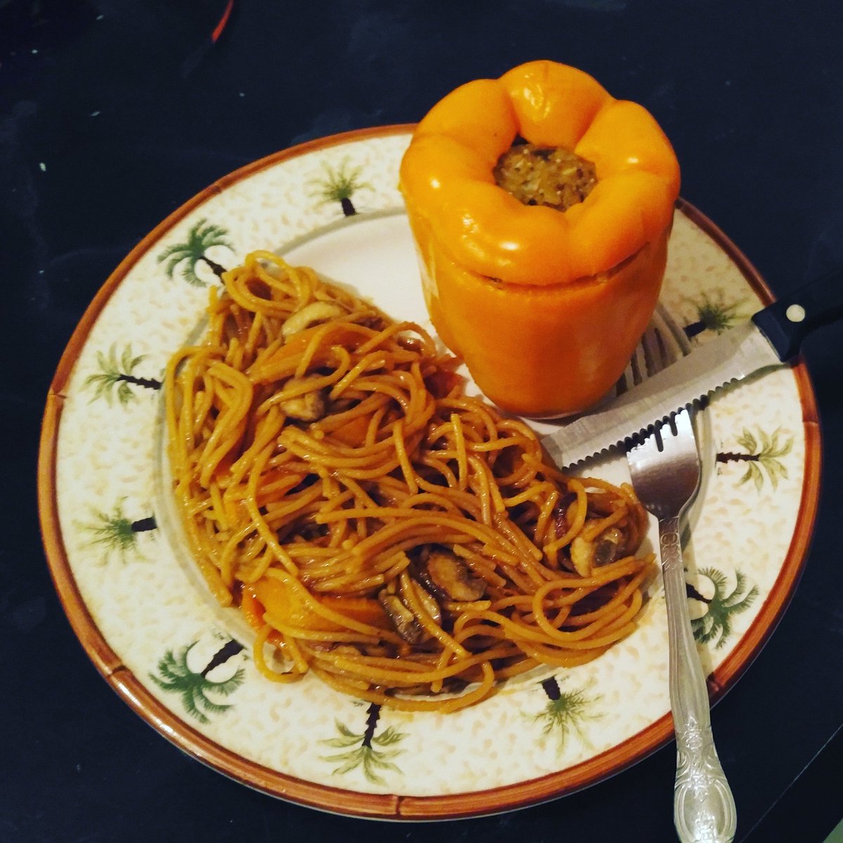 StackDibiase's tweet photo. 2 weeks no meat and I'm feelin great. This veggie life ain't as hard as I thought #food #SnackswitStacks #cleaneatin https://t.co/1aBBnYHGVR