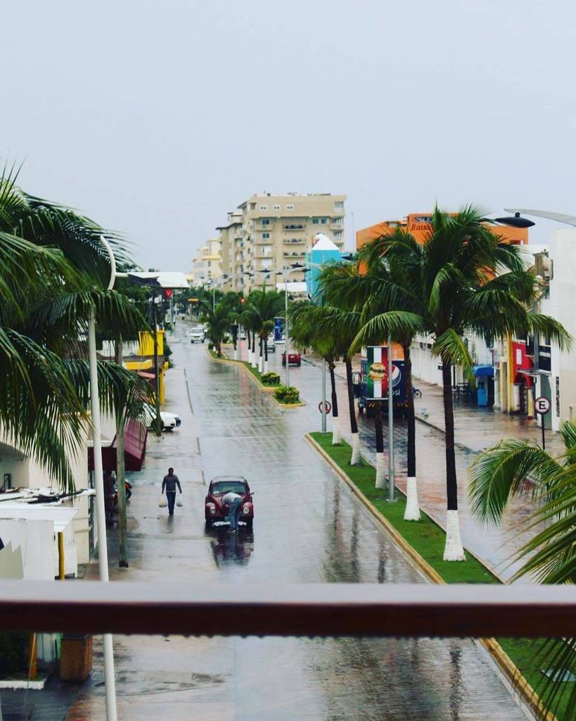 BrujaMaracc's tweet photo. #photoshoot #musicvideo #joker #art #artist #artkill #DJ #music #canon #nikon #art #tattoos#cameraman#305 #money #β¦ https://t.co/VLBqE9YoAf