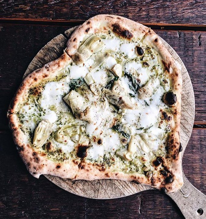 pizzaprova's tweet photo. Mondays don't have to be so bad... If #pizza is involved! 🍕❤️ #Repost @Kaiachantal #PizzaProva #mondaymotivation #p… https://t.co/JbnBcRtIdk
