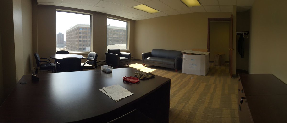 avant_insurance's tweet photo. The executive office in progress #avantinsurance #winnipeg #insurance #office https://t.co/ajHZWaV1Z0