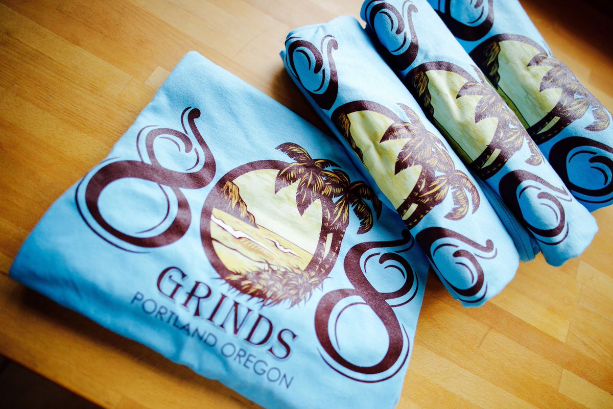808GRINDS's tweet photo. Got some freshies for sale @ our café spot! Multiple colors - Snapbacks too! ✌🏽 #Rep808 #HawaiiLife #Grinds https://t.co/wVDh1vWUkp