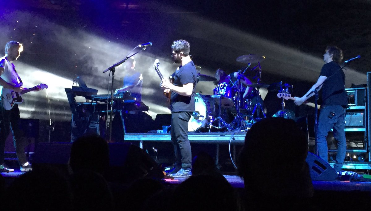 716TalkingProud's tweet image. I love this band!
@foals playing @FirstNiagaraCtr. #SpringFling2016 #Buffalo