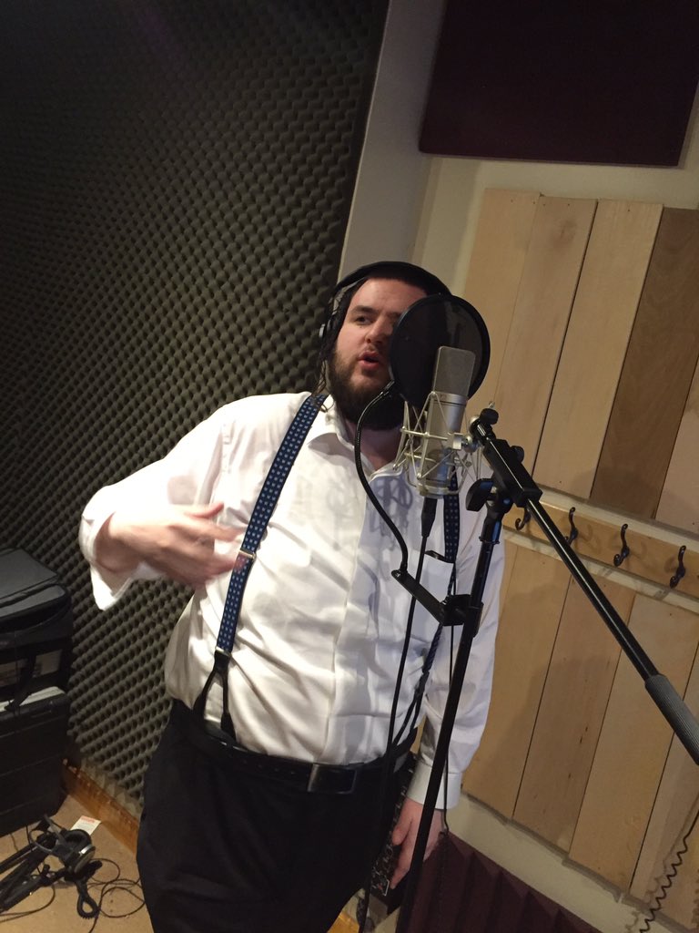 JewishStudio's tweet image. In case you were wondering. THIS is going on here. we're so excited! @NaftaliS @ShmueliUngar with @DesignsBySruly