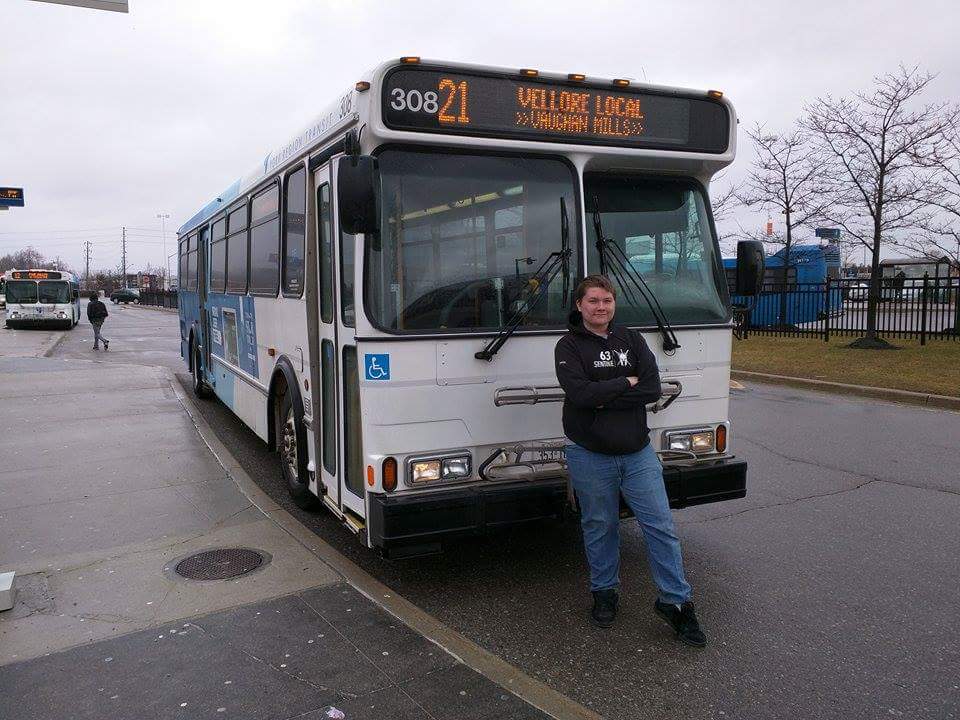 induceddemand's tweet photo. Me posing with one of @YRTViva's last Orion V buses. Gonna miss the old girls. #YRT #OrionV https://t.co/5O9eShh92A