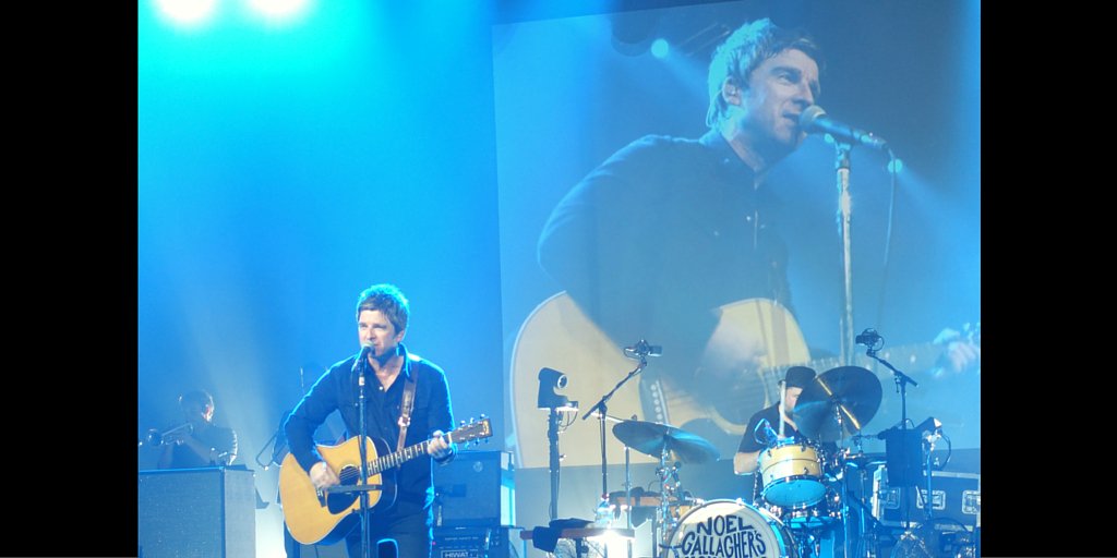 themagencyau's tweet photo. The #MTeam had an awesome long weekend with @NoelGallagher @HordernPavilion  #MCampaigns #theentertainmentexperts https://t.co/rnak5WbuDz