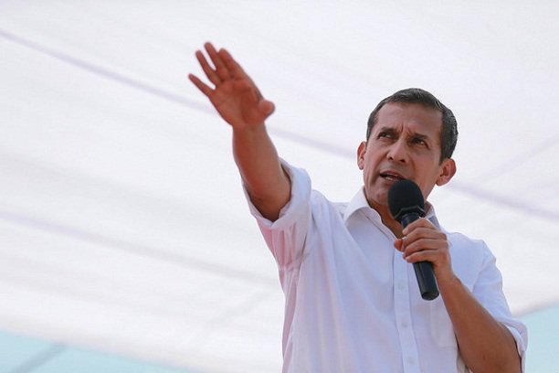 noticiAmerica's tweet photo. Ollanta Humala: El Perú mejora a pesar de las críticas ► https://t.co/BknzuRPPyY https://t.co/C10pS1JJrz