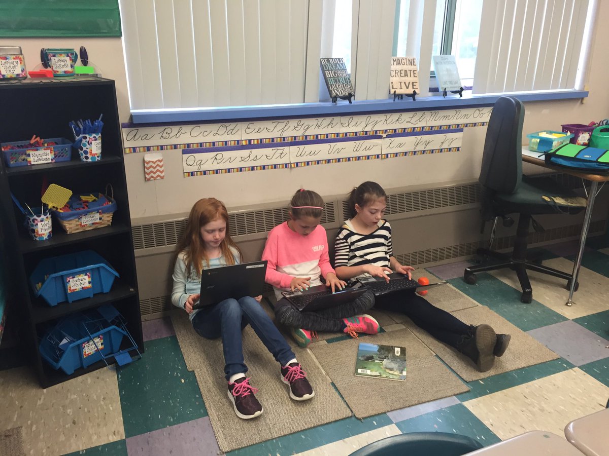 SequoiaTeam's tweet photo. Researching Midwest states to become our own tour guides of this region 🛩🗺 #midweststudies #researchastate https://t.co/Jw12fgyxt4