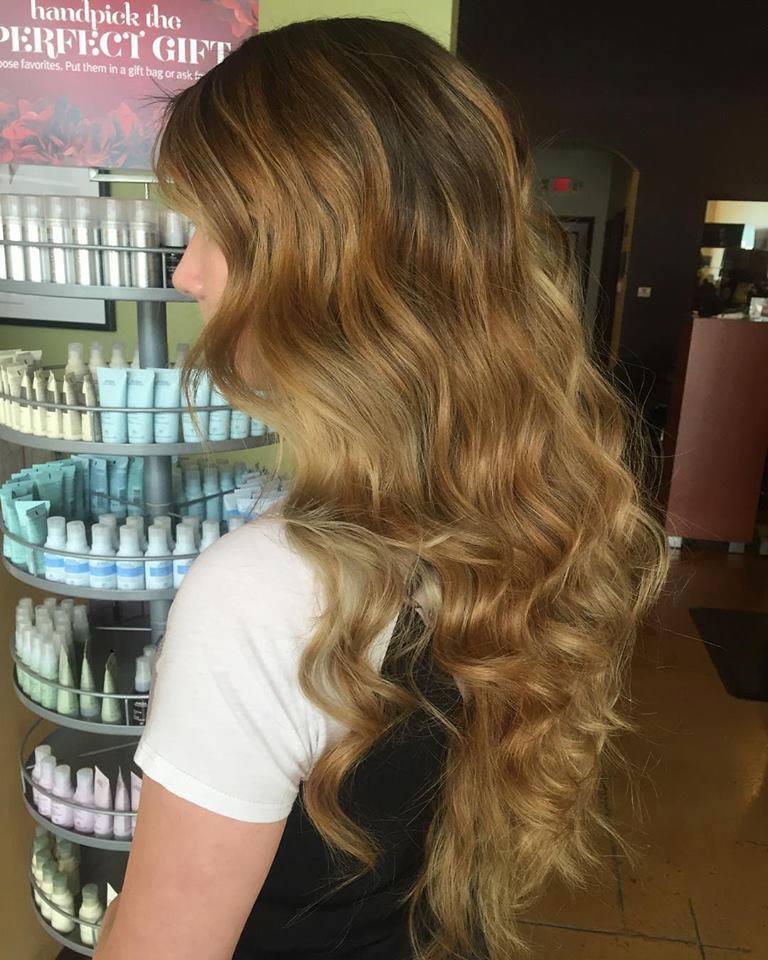 Is it time for a fresh look? Go check out the amazing folks at <a href="/Davanti_Salon/">Davanti Salon.Spa</a>​. #onlyindenton
