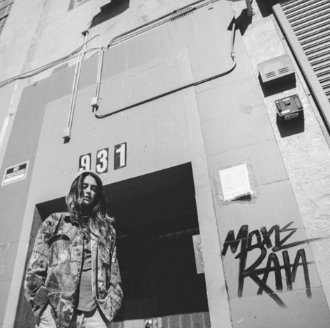 Hooks and Verses tweet media