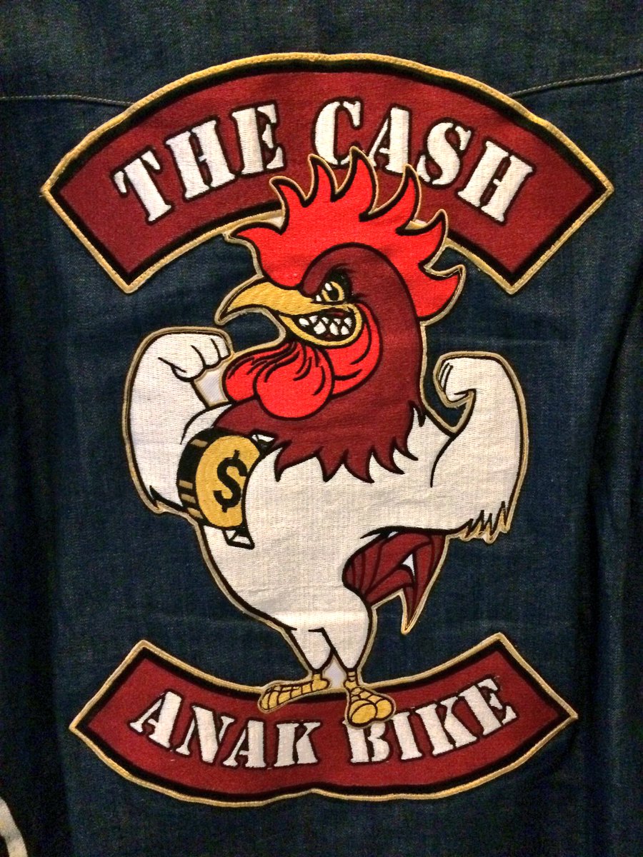 theC4SH's tweet photo. Sebelum ngeluarin single di youtube kita bikin kuis aja gimana? Yg menang dapet back patch limited edition @theC4SH https://t.co/7ZjWKahGCX