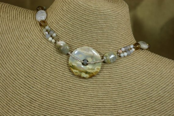 synergemz's tweet photo. Jasper Helix @synergemz #SilverLeafJasper #LimeQuartz #OceanJasper #SwarovskiCrystals https://t.co/QFxUzLkrDn @Etsy https://t.co/0YbcQWD5HX