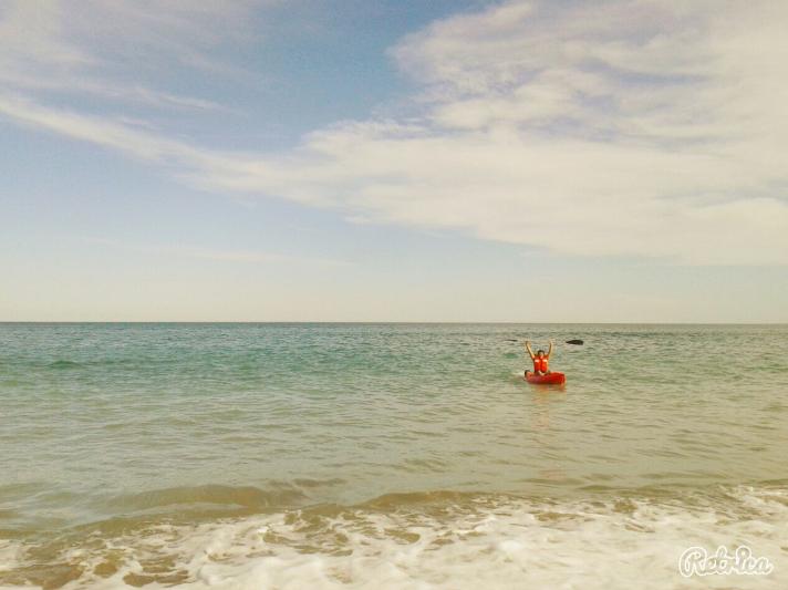 tinchosur1's tweet photo. Pintó ir en el gigante #Surea a playa de las conchillas #SAE todo el día. Que siga el verano que siga... 🌊☀❤🏊🚌🌅💯 https://t.co/Zhi6INcjWB
