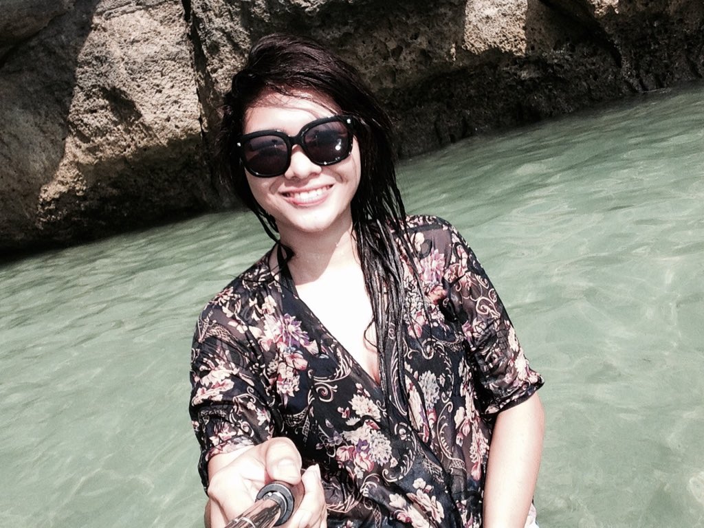 paouue's tweet photo. Beat the heat 🔥☀️ #Summer2016 https://t.co/p9qboZwWWW