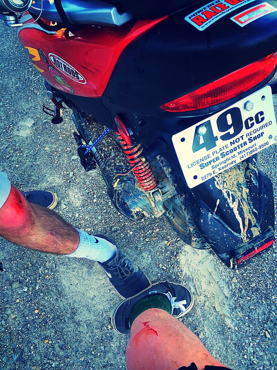 vanmatre_t's tweet photo. #mildhogs #twostroke https://t.co/XrYi6e5eVk