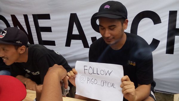 Hayuuk di follow band saya kakak" kece IG/ Twitter <a href="/PIGO_official/">PisanGoreng Poppunk</a> <a href="/aldykumis/">renaldy prasetya</a> <a href="/Dorks_Blitar/">Dorks Blitar</a> #peeweegaskins