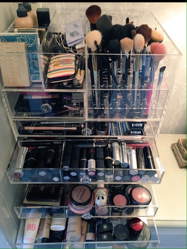 ZoeyPMA's tweet image. @herclutterbox  
COMPETITION TIME - WIN our new BEST SELLING 6 Drawer ClutterBox, Follow &amp;amp; RT! #herclutterbox