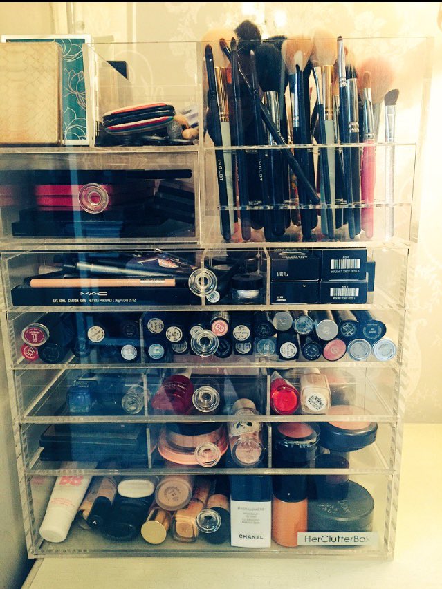 ZoeyPMA's tweet image. @herclutterbox  
COMPETITION TIME - WIN our new BEST SELLING 6 Drawer ClutterBox, Follow &amp;amp; RT! #herclutterbox