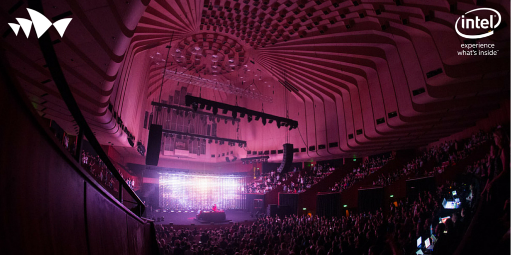 IntelANZ's tweet photo. Check out @FourTet & @Squidsoup’s performance @sydoperahouse https://t.co/t3TvcpuCV5 #IntelInsideSOH 📷:Mark Metcalfe https://t.co/TJgScjD0kK