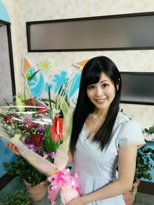 木村 美菜 チバテレビ シャキット を卒業しました フィールドキャスターとして 全力で走った1年でした 一部でも 皆さんの生活の役に立てたでしょうか ありがとうございました いつも心は快晴 がモットーの木村美菜でした T 木村 美菜 チバテレビ シャキット を卒業しました フィールドキャスターとして 全力で走った1年でした 一部でも 皆さんの生活の役に立てたでしょうか ありがとうございました いつも心は快晴 がモットーの木村美菜でした T
